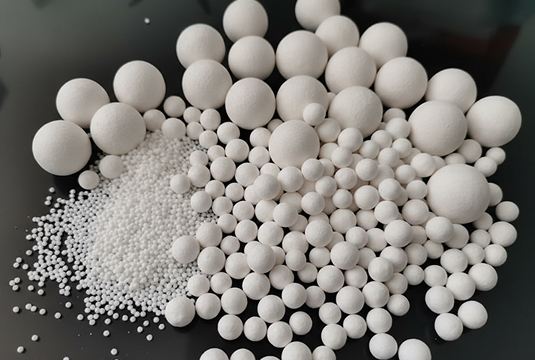 Best Practices for Activated Alumina Applications | Global Absorbent